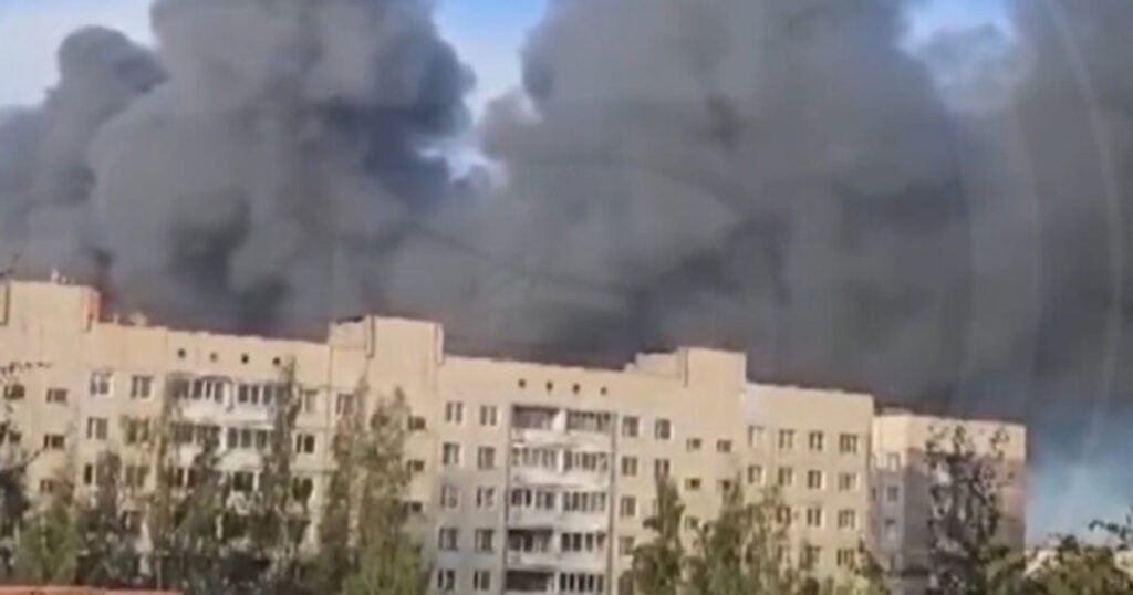 Eksplozija u Sankt Peterburgu, vatra zahvatila 1.400 kvadratnih metara