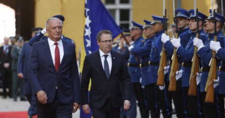 Norveškog ministra odbrane dočekala počasna garda u Sarajevu