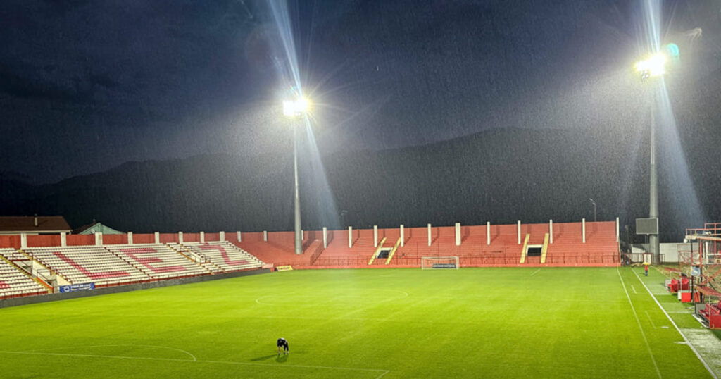 Stadion Rođeni: Otklonjeni problemi sa strujom, utakmica se igra u predviđenom terminu