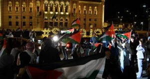Kolona vozila prodefilovala ulicama Sarajeva u znak podrške Palestincima