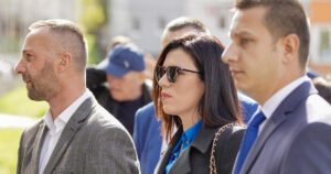 Gužva ispred Suda BiH, Dodik će podršku dobiti od svojih ministara i zastupnika