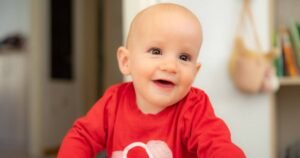 Pomozimo bebi Afanu: Pokrenut apel za liječenje 9-mjesečnog dječaka koji ne čuje