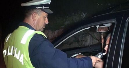 Nesreća u BiH: Vozač sletio s puta, napuhao je 2,93 promila