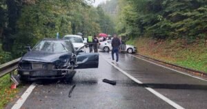 U saobraćajnoj nesreći povrijeđene dvije osobe, prevezene su u Tuzlu