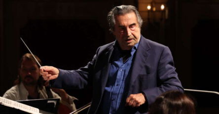 Riccardo Muti diriguje na koncertu za 100. godišnjicu Sarajevske filharmonije