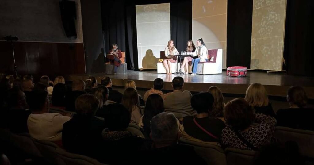 “Ženskim razgovorima ± 1” zatvoreni Dane kazališta u Vitezu