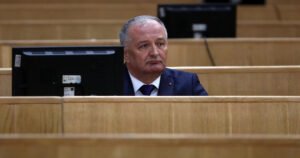 U Parlamentu BiH upućena inicijativa za smjenu ministra odbrane Zukana Heleza