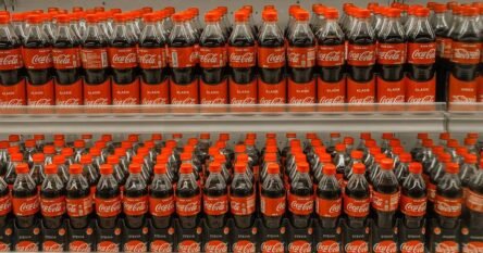 Iz Coca-Cole stiglo novo saopćenje, evo šta kažu o sumnjama na trovanje