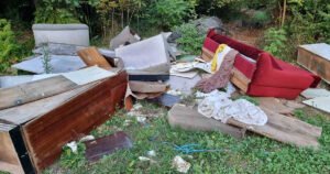 Skandal: Vojna imovina u Hadžićima postala deponija građevinskog otpada!