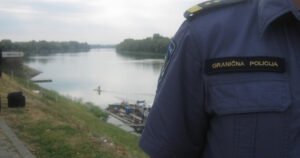 Gumenim čamcem prokrijumčarili 26 migranata iz BiH u Hrvatsku