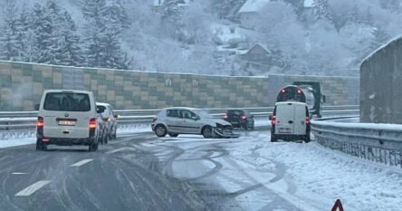 Saobraćajna nesreća na autoputu prema Sarajevu