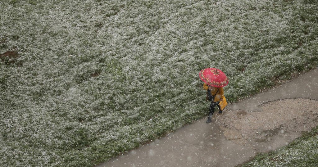 Sarajevo: Snijeg u jutarnjim satima iznenadio građane