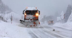 Upozorenje za vozače: Ove putne pravce treba izbjegavati zbog snijega i vjetra