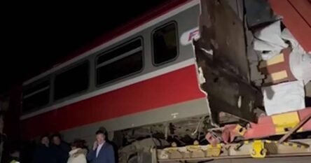 Sudar vozova u Srbiji, povrijeđene 52 osobe