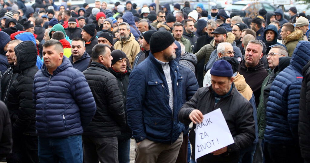 Radnici ArcelorMittala protest