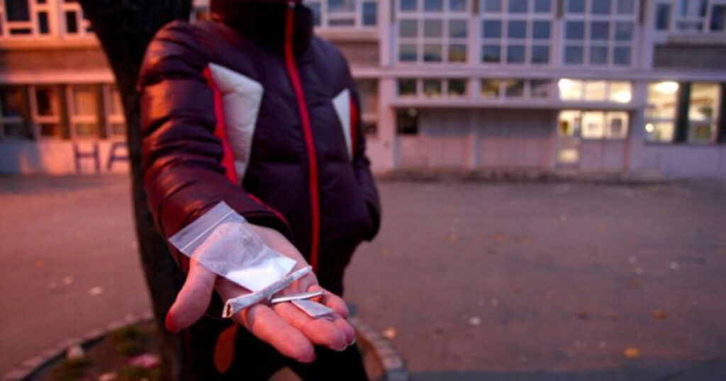 “Dešava se u poslijepodevnim satima”: U blizini škola u Sarajevu prodaje se droga?