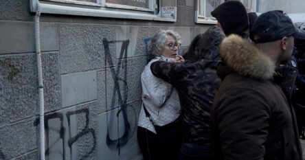 Aida Ćorović saznala kaznu za gađanje jajima murala zločinca Mladića