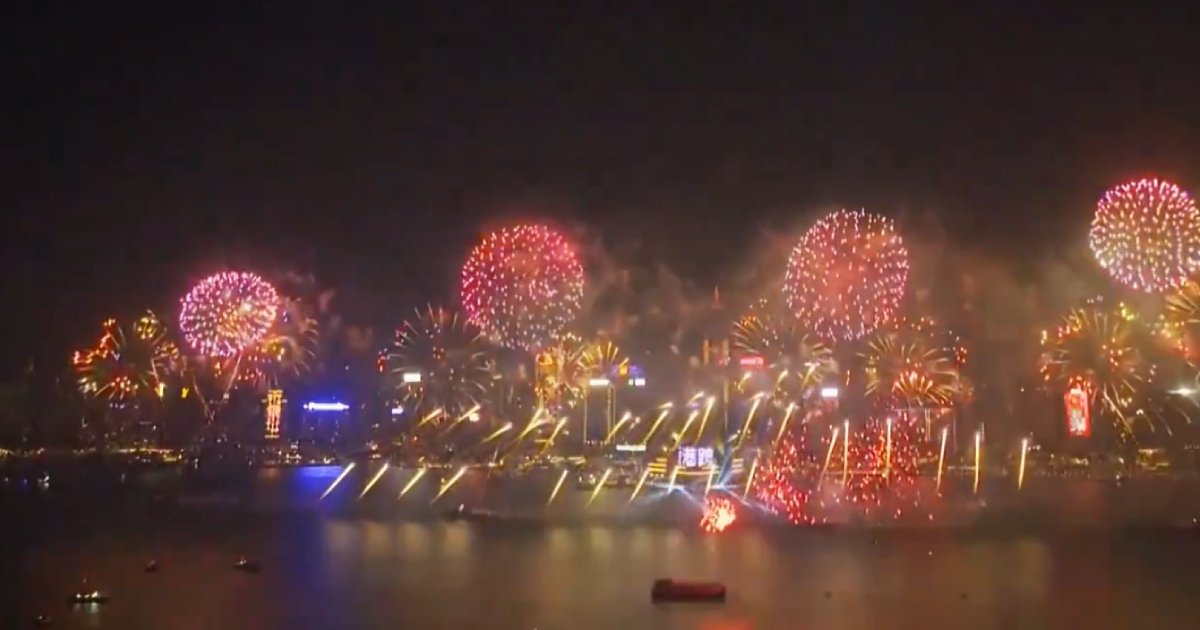 Hong Kong 2024, the spectacular fireworks lasted 12 minutes