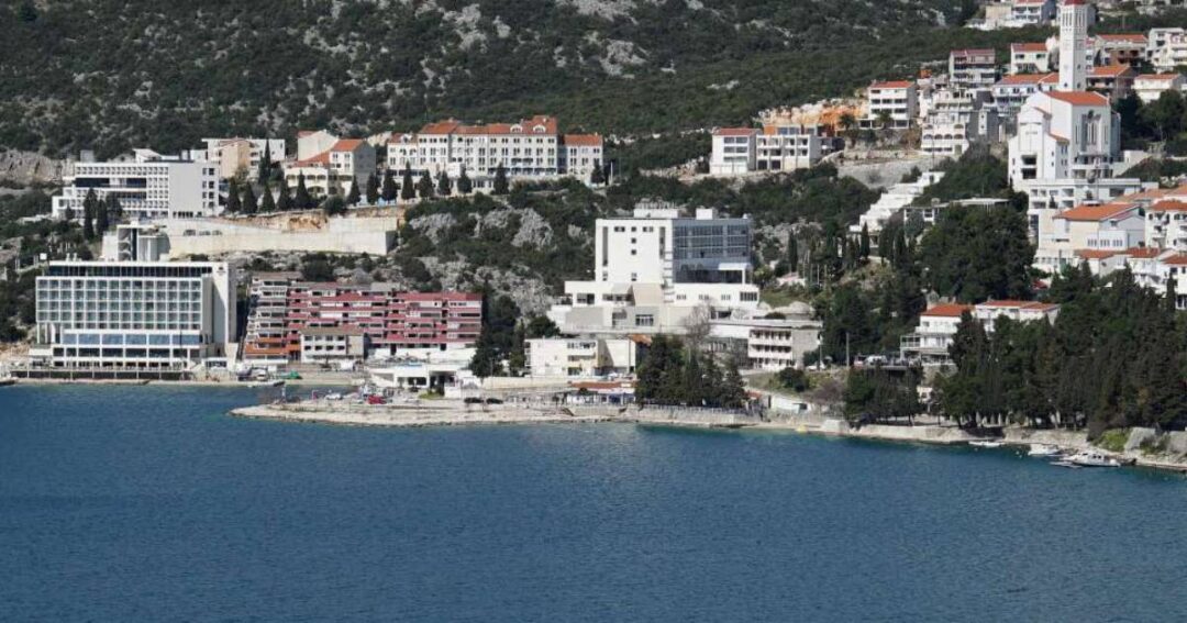 neum more