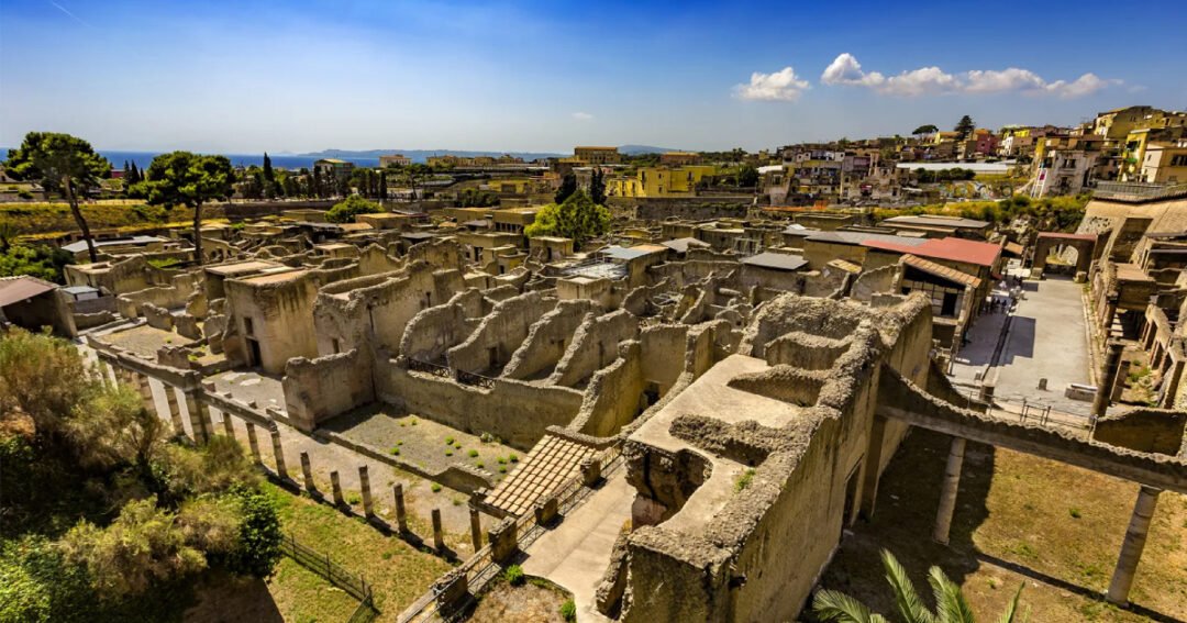 ruins-Herculaneum-Italy