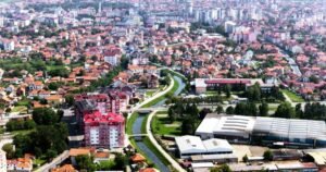 Prvi grad u BiH koji pomaže mladim bračnim parovima pri kupovini kuća na selu