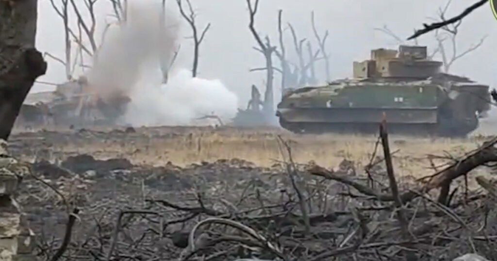 Snimak iz neposredne blizine: Američki “Bradley” u nekoliko sekundi uništio ruski BMP-2