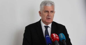 Čović: Bojim se da ćemo teško promijeniti i zarez u Ustavu BiH