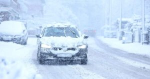 Snijeg stvara probleme vozačima u BiH, jedan putni pravac zatvoren za kamione
