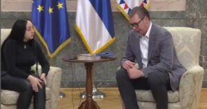 Šta je Aleksandar Vučić rekao majci kojoj je beba umrla zbog greške ljekara