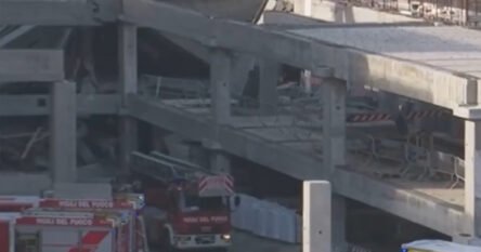 Petorica radnika poginula, a tri teško povrijeđena nakon što je na njih pala betonska ploča