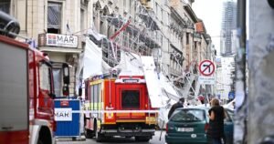 Srušila se skela u centru Zagreba, radnici se spašavali skačući kroz prozor u zgradu