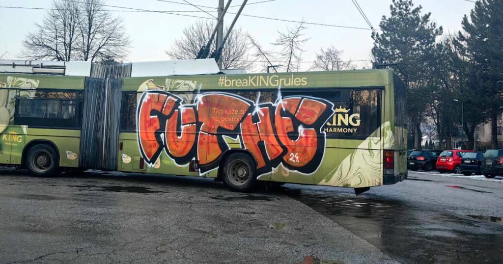 trolejbus grafit gras