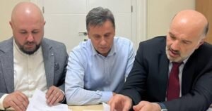 Fadil Novalić (ni)je dobio rješenje Suda BiH. Advokat tvrdi: “Čekamo poštara”
