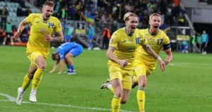 Ukrajina se novim preokretom dokopala Eura, Poljska nakon penal drame izbacila Vels
