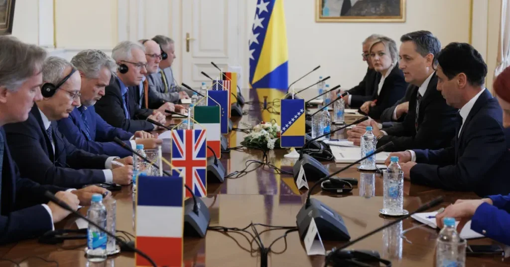 Bećirović i ambasadori država Kvinte: Nećemo mirno posmatrati antidejtonsko djelovanje