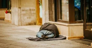 Američki Vrhovni sud raspravlja o zabrani beskućnicima da spavaju na otvorenom