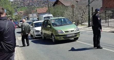 Automobil u Sarajevu u blizini osnovne škole udario ženu i dijete