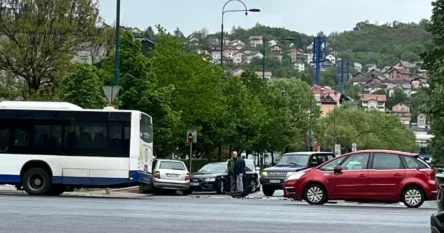 Sudar četiri automobila u Sarajevu, ima povrijeđenih