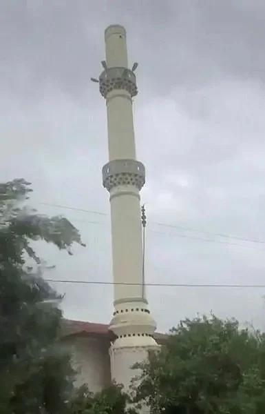 okrug minaret