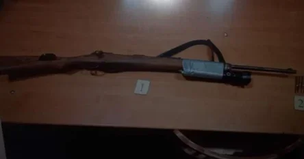 Na području Zavidovića oduzeto vatreno oružje, privedene dvije osobe