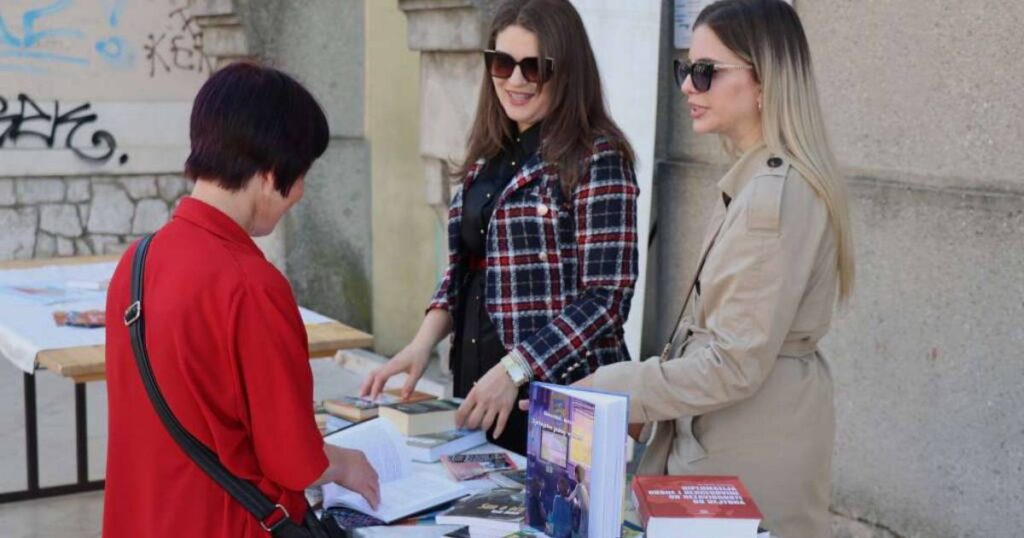 Akcija “Pokloni knjigu, daruj joj novi život”: Razmjena knjiga i razgovor s književnicima