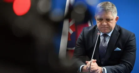 “Fico operisan, očekuje se da će preživjeti”: Slovački premijer nije u životnoj opasnosti