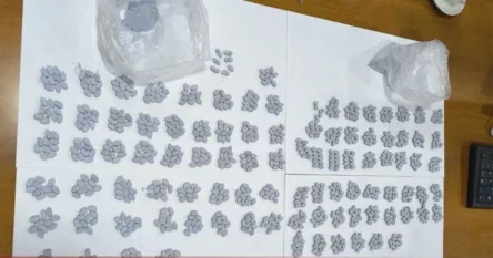 Zaplijenjeno više od 1.200 tableta ekstazija, među uhapšenim je i carinik UIO-a