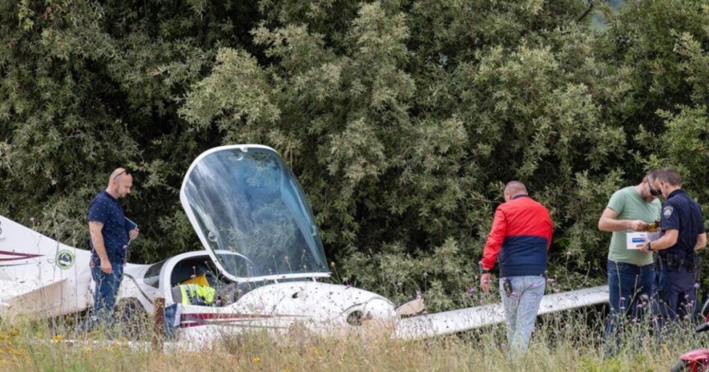 Avion promašio pistu i naletio na biciklisti, četiri osobe povrijeđe