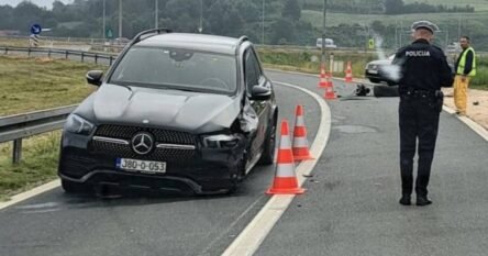 Nesreća kod Visokog, Mercedes demoliran od udarca