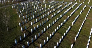 Četiri najčešće dezinformacije o rezoluciji o genocidu u Srebrenici