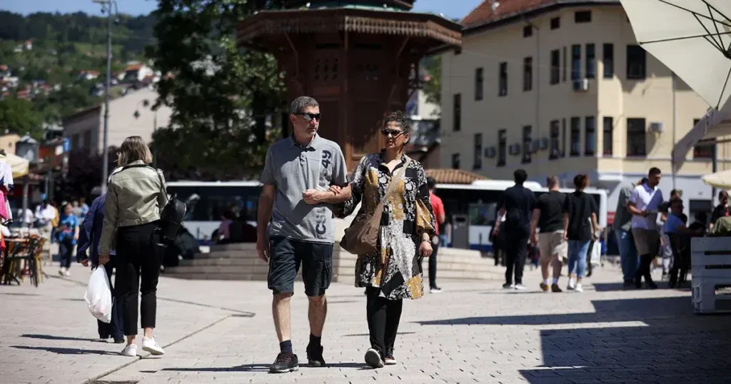 Pojedine dijelove BiH pogodit će pljuskovi, uskoro stiže zatopljenje praćeno sparinom