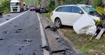 Vozač koji je povrijeđen u teškoj nesreći u tunelu Salakovac nije životno ugrožen