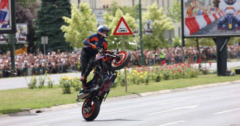 Legendarni David Coulthard sjajnim nastupom oduševio Sarajevo