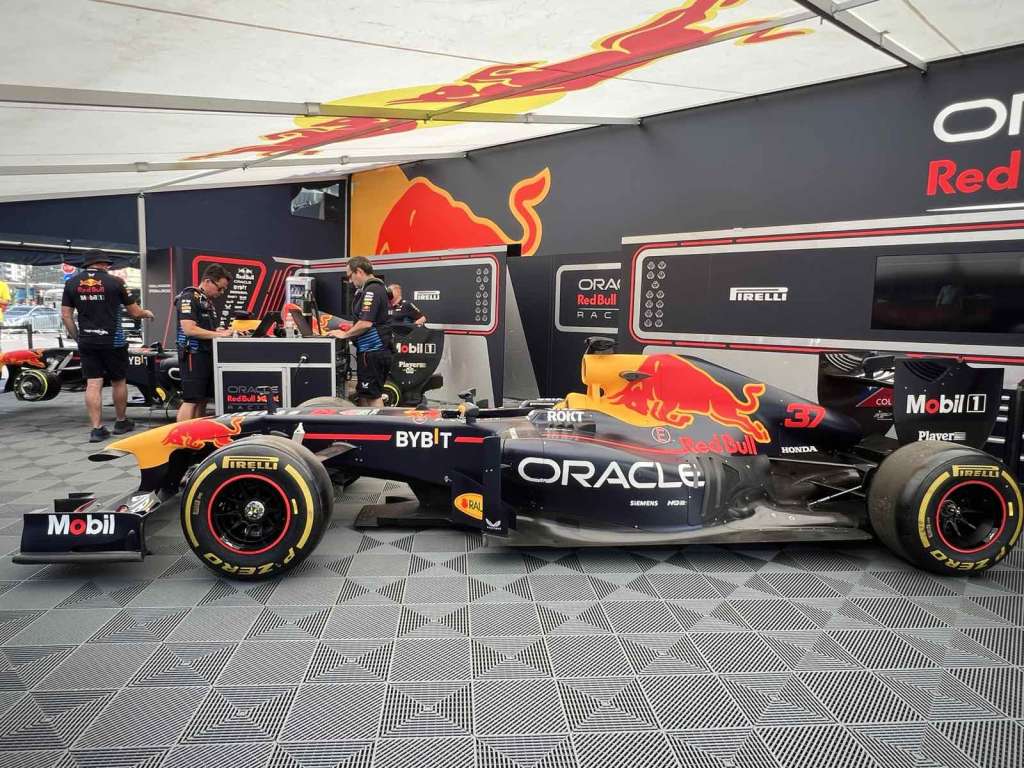 red bull showrun formula 1